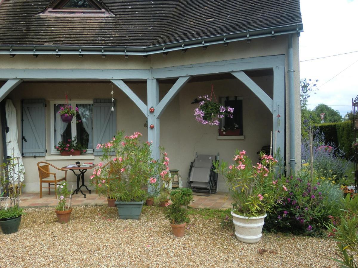 Chambre D'Hotes La Belle Saison Villedomer Esterno foto